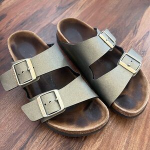 Birkenstock Sandals Metallic Green with Gold Buckle - size 38 (US 7-7.5)